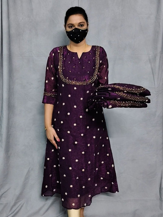 W01 Tissue Georgette Handworked kurti